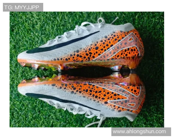 猎鹰足球鞋专属球星穿搭解析与性能评测 猎鹰足球鞋专属球星穿搭解析与性能评测