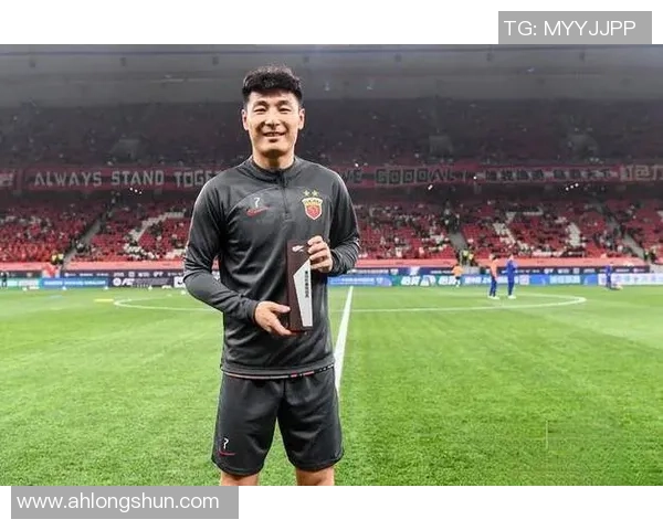 武磊在西甲崭露头角助力中国足球崛起成为国际舞台新星 武磊在西甲崭露头角助力中国足球崛起成为国际舞台新星