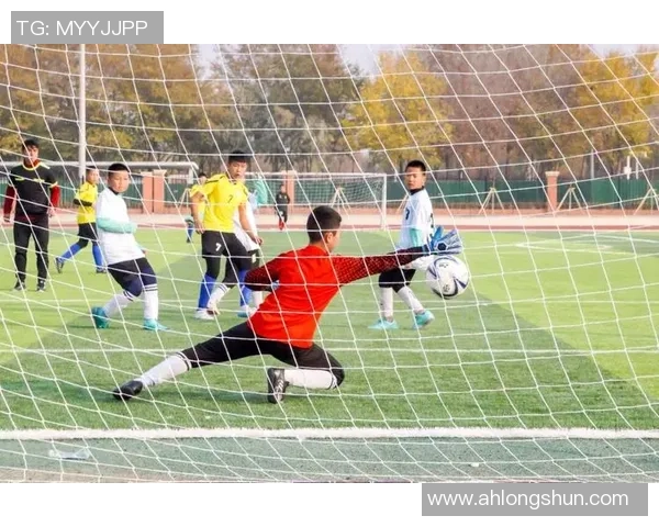 金沙足球球星奋勇拼搏展现绿茵风采点燃无数球迷激情 金沙足球球星奋勇拼搏展现绿茵风采点燃无数球迷激情