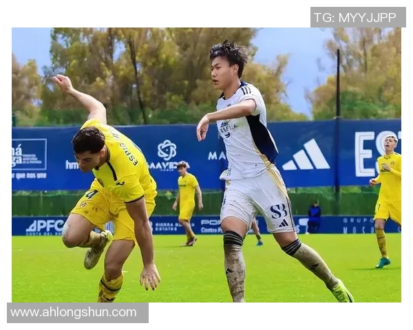 兔年足球新星崛起：盘点那些年轻才俊如何在绿茵场上书写传奇