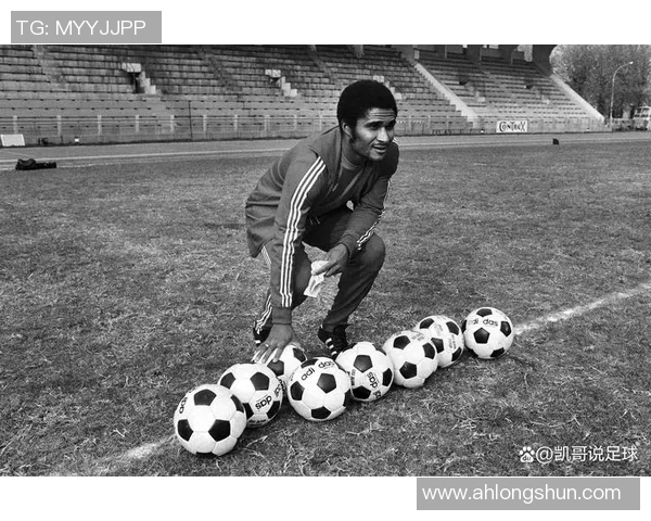 历史上最伟大的十位足球传奇人物盘点及其辉煌成就解析 历史上最伟大的十位足球传奇人物盘点及其辉煌成就解析